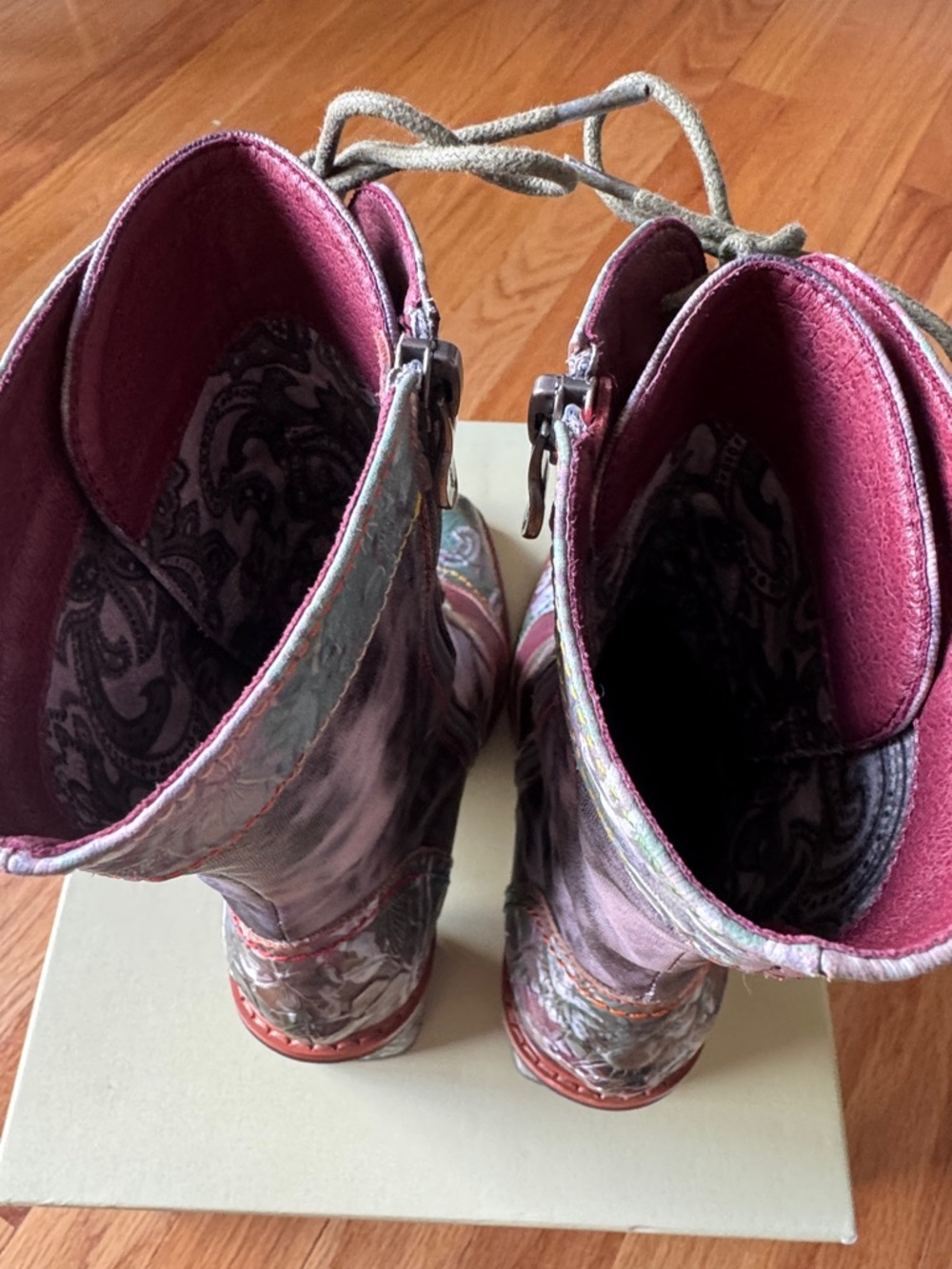 L'Artiste Women's Floral Lace-Up Ankle Boots in Burgundy and Green - Picture 6 of 8